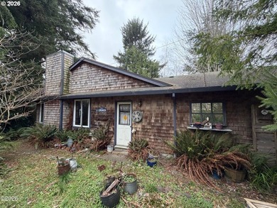3 bedroom 2 bath home located in a private and quiet location of - photo 2