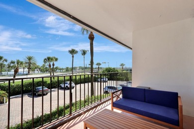 Wake up every day to the ocean breeze in this beautifully - photo 6