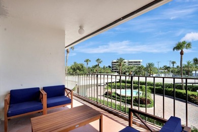 Wake up every day to the ocean breeze in this beautifully - photo 7