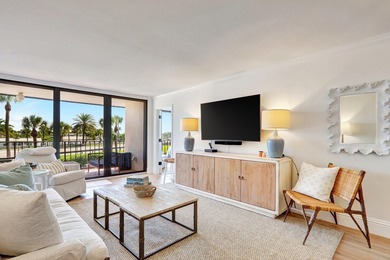 Wake up every day to the ocean breeze in this beautifully - photo 8