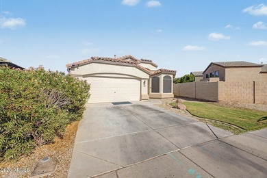 Single-story Ranch home in Crystal Gardens! This 3-bed, 2-bath - photo 3