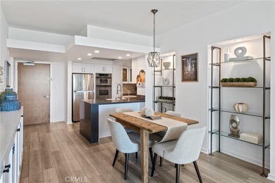Beautifully updated 2-bedroom, 2.5-bath residence in the highly - photo 8