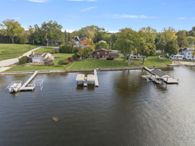 Paw Paw Lake Home For Sale in Watervliet Michigan