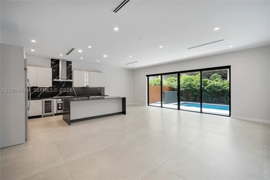 Discover this one-of-a-kind 5-bedroom, 5.5-bath modern townhome - photo 14