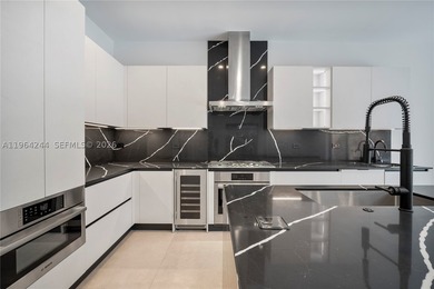 Discover this one-of-a-kind 5-bedroom, 5.5-bath modern townhome - photo 16