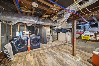 Charming Expanded Log Cabin in Lake Mohawk Country Club - photo 18