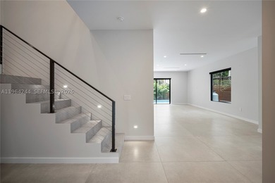 Discover this one-of-a-kind 5-bedroom, 5.5-bath modern townhome - photo 20