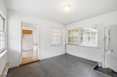 Opportunity Awaits in Upper Greenwood Lake! This 3 bedroom, 1.5 - photo 27