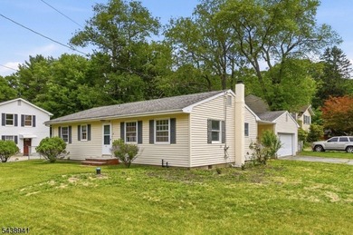 Opportunity Awaits in Upper Greenwood Lake! This 3 bedroom, 1.5 - photo 30