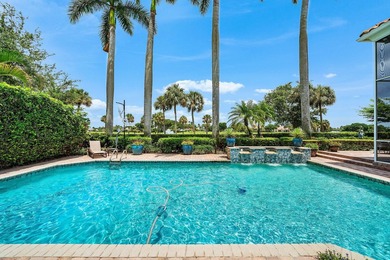 Experience exceptional golf course and lake views from this - photo 4