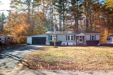 Lake Home For Sale in Conway, New Hampshire