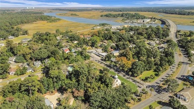 LARGE 0.52 Acre (22,652 SF) lot on Victory Drive. This lot - photo 8
