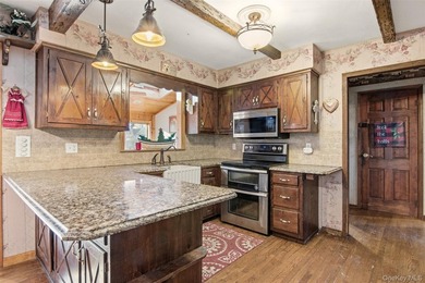 This is a unique opportunity to purchase this spacious 9-room - photo 7