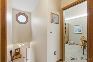 Waterfront Lake Living - photo 22