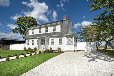 This circa 1920 oceanfront home in Quincy's most coveted - photo 4