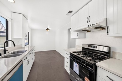 Best Priced Townhouse in north Torrance near Carr Elementary - photo 12