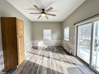 Start living your lake life today! Whether you're looking for a - photo 12