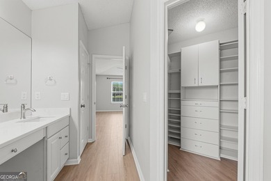****SELLERS ARE OFFERING 9,300 TOWARDS CLOSING COST WITH AN - photo 21