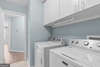 ****SELLERS ARE OFFERING 9,300 TOWARDS CLOSING COST WITH AN - photo 28