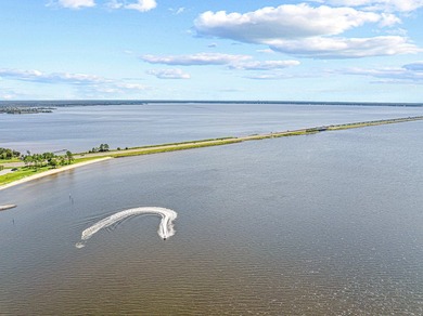 PRICE REDUCED!! BRING ALL OFFERS!! Experience true waterfront - photo 42