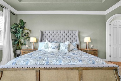 Discover coastal elegance in this stunning harbor-front condo - photo 47