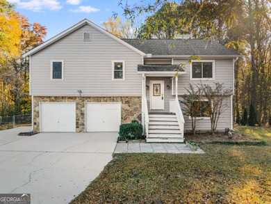 (private lake, pond, creek) Home For Sale in Loganville Georgia