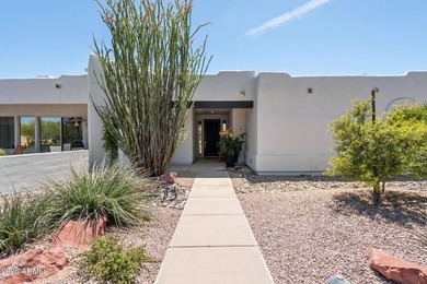SELLER PAYS CLOSING COSTS!! Contemporary ART home!! Elevated - photo 1
