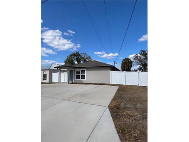 Lake Swoope Home For Sale in Lake Alfred Florida