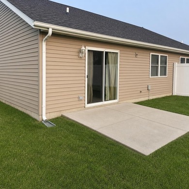 This ranch 2BR/2BA duplex delivers low-maintenance living - photo 10