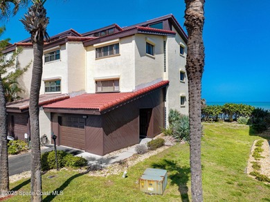 (private lake, pond, creek) Townhome/Townhouse Sale Pending in Melbourne Beach Florida