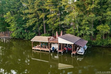 Welcome to 88 Stonecrop Circle at Lake Gaston. Nestled on a - photo 4