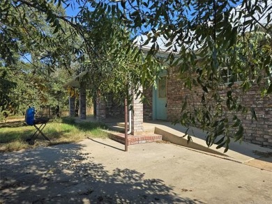 (private lake, pond, creek) Home For Sale in Ardmore Oklahoma