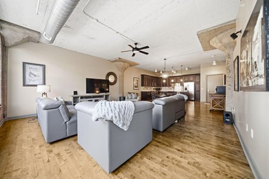 Downtown living at its finest!! Grab this chance to get into a