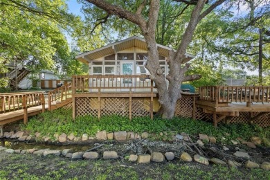 Lake Home For Sale in Pottsboro, Texas