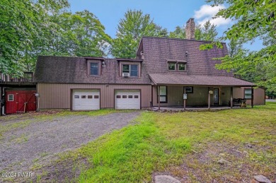 Lake Wallenpaupack Home For Sale in Lake Ariel Pennsylvania