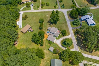 Full of character and thoughtfully maintained, this Lake Gaston - photo 4