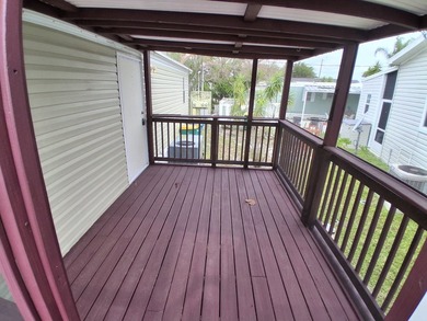 Updated 2 Bedroom, 2 Bath with a massive Florida Room and - photo 8
