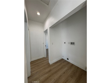 Welcome to 4721 W. Oakfield Ave, Santa Ana - a rare opportunity - photo 18