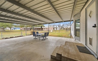 Beautifully Remodeled 3-Bedroom, 2-Bath Manufactured Home on Two - photo 19