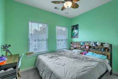 Built in the fall of 2024, this beautifully maintained end-unit - photo 21