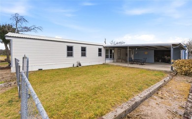 Beautifully Remodeled 3-Bedroom, 2-Bath Manufactured Home on Two - photo 22
