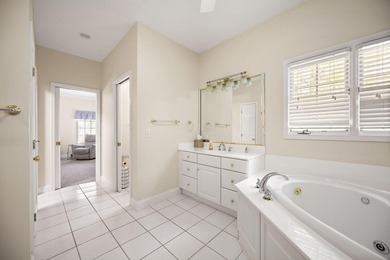 Welcoming Lakefront Home with Panoramic Views of Lake Cumberland - photo 22