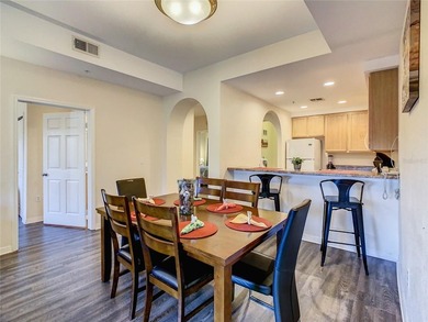 Welcome to this beautifully furnished 3-bedroom, 2-bathroom - photo 22