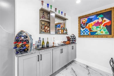 Where Open Water Views Meet Privacy

Positioned at the very - photo 25