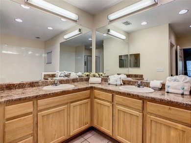 Welcome to this beautifully furnished 3-bedroom, 2-bathroom - photo 32