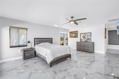 Where Open Water Views Meet Privacy

Positioned at the very - photo 32