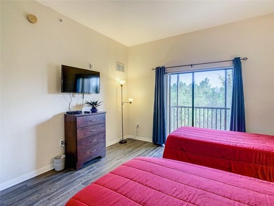 Welcome to this beautifully furnished 3-bedroom, 2-bathroom - photo 37