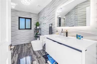 Where Open Water Views Meet Privacy

Positioned at the very - photo 54