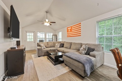 Charming One-Level Living Home - Minutes from UT & Downtown - photo 8