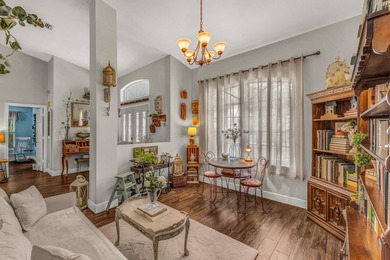 Welcome to your private 1 acre resort oasis! This 6 bedroom, 4 - photo 6